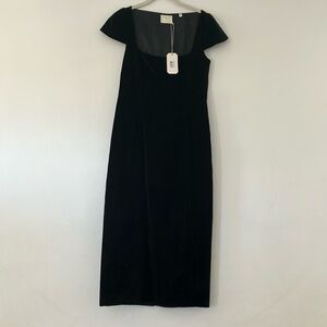 #30 Doen Cesarina Dress S Black Velvet Cap Sleeve Midi